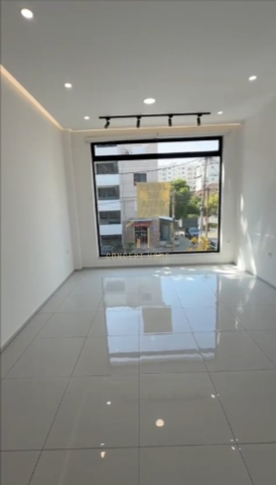Shop for rent in Kamez
