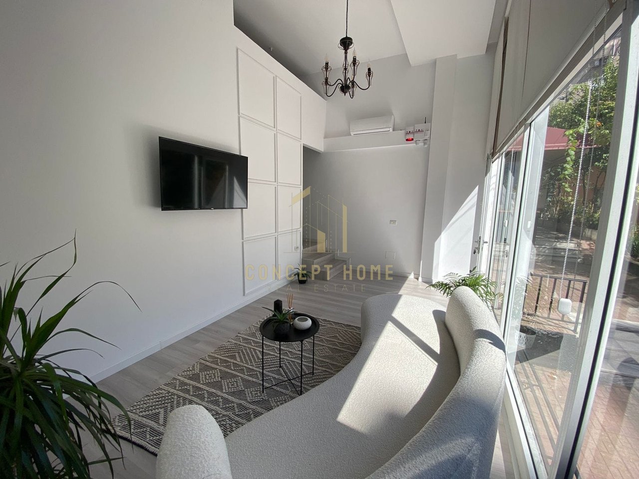 Business premises for sale Student City