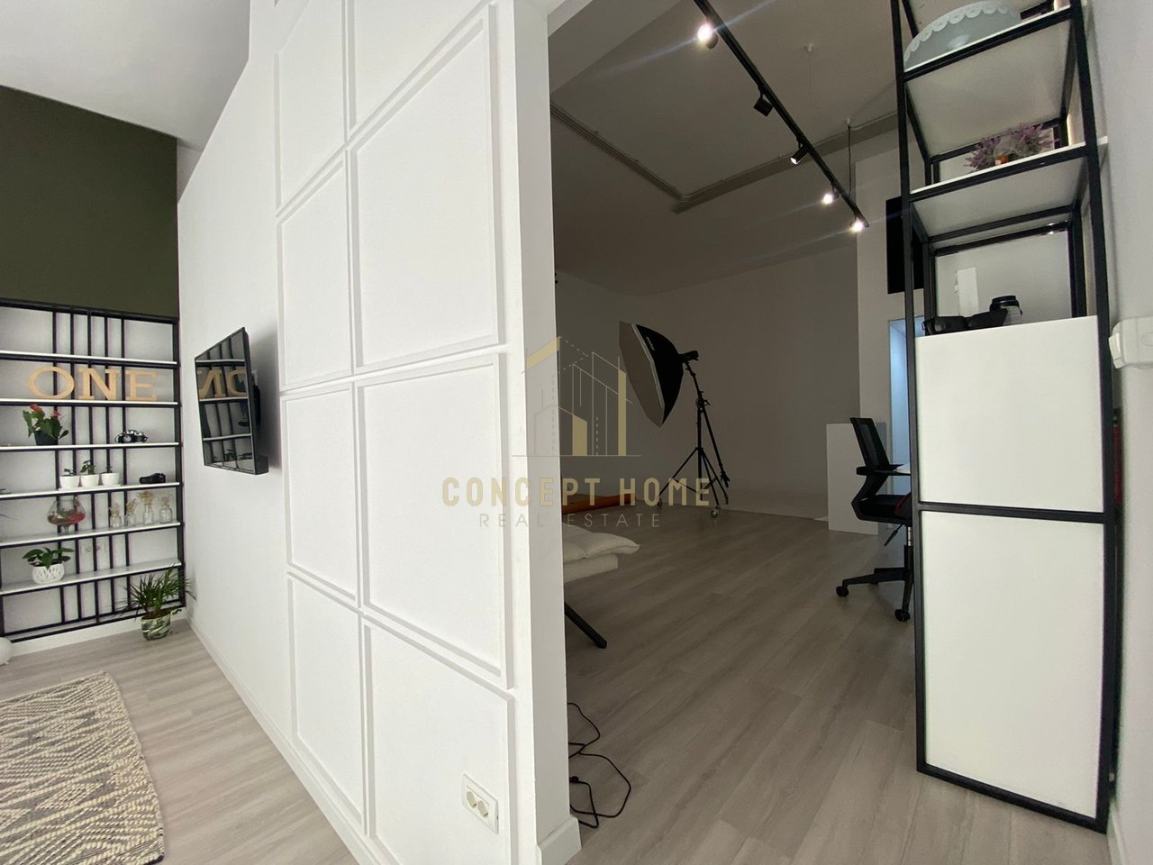 Business premises for sale Student City