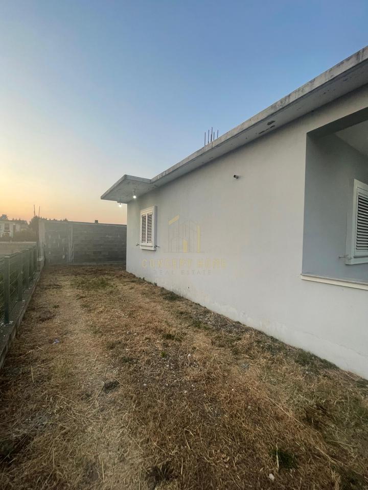 Shitet shtepi private 1-kateshe ne Kamez 140,000 euro