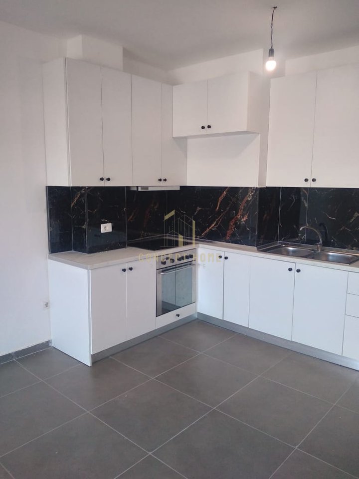 Appartamento 1+1 in affitto a Univers City