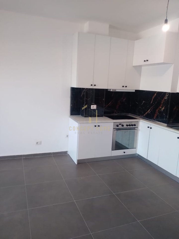 Appartamento 1+1 in affitto a Univers City