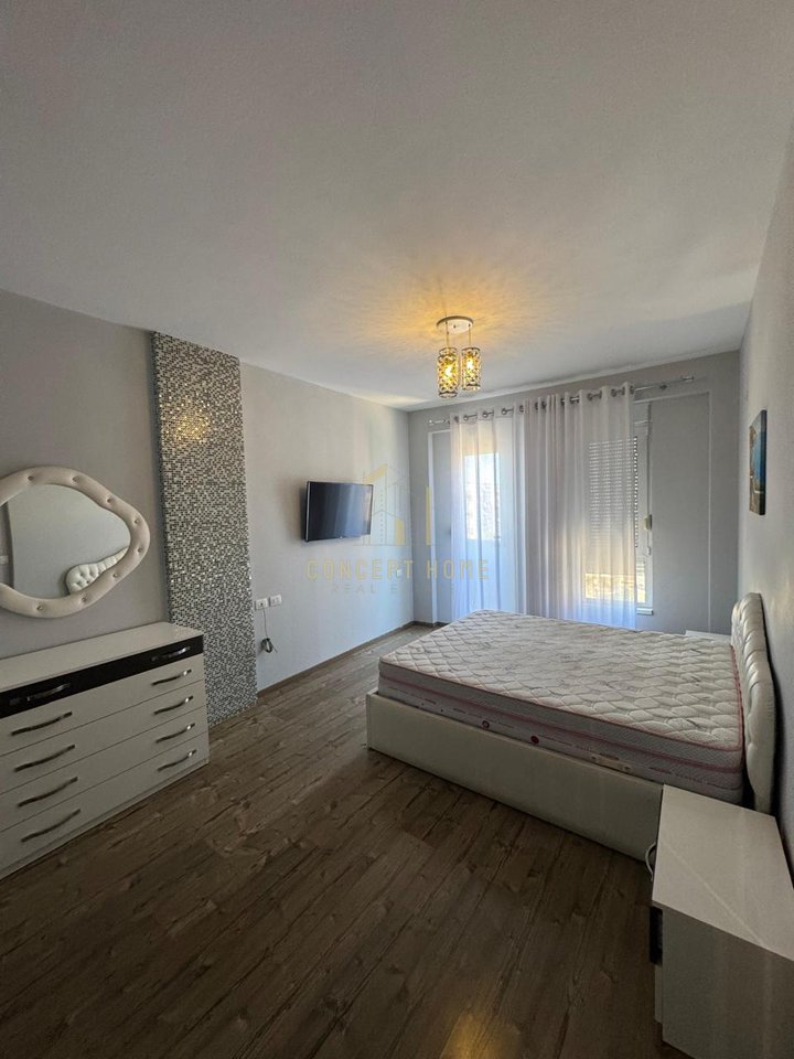 Apartament 2+1 tek Kontakt, 21-Dhjetori