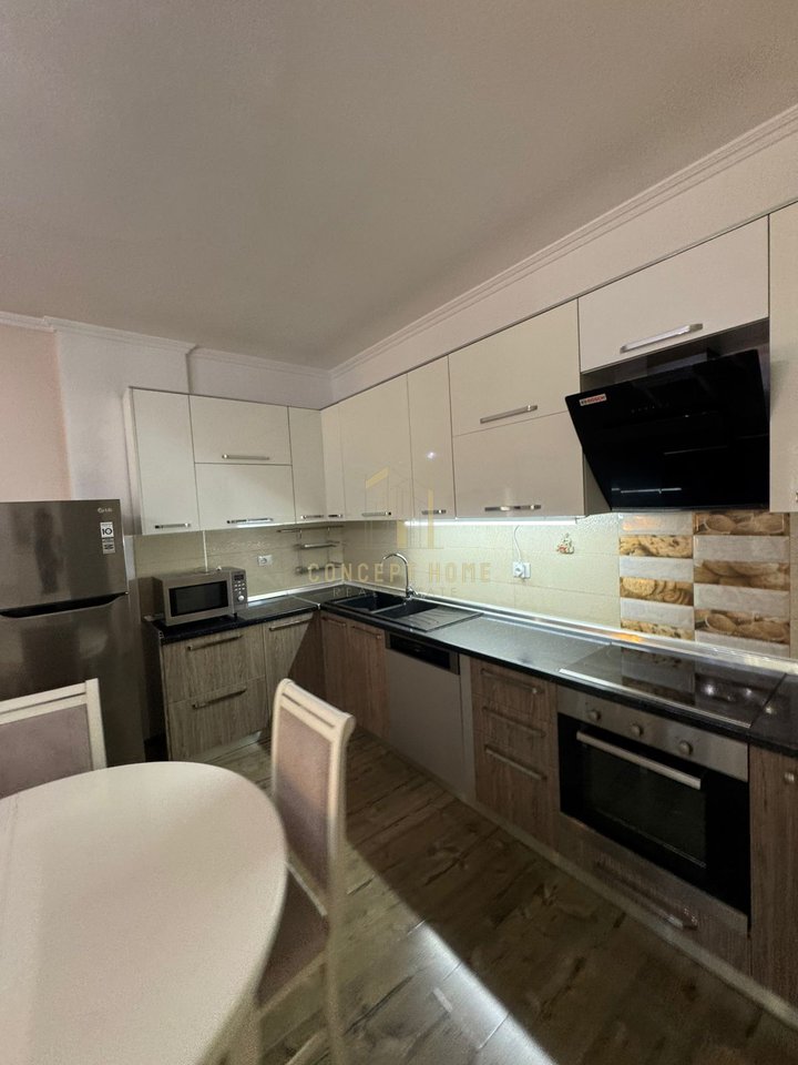 Apartament 2+1 tek Kontakt, 21-Dhjetori