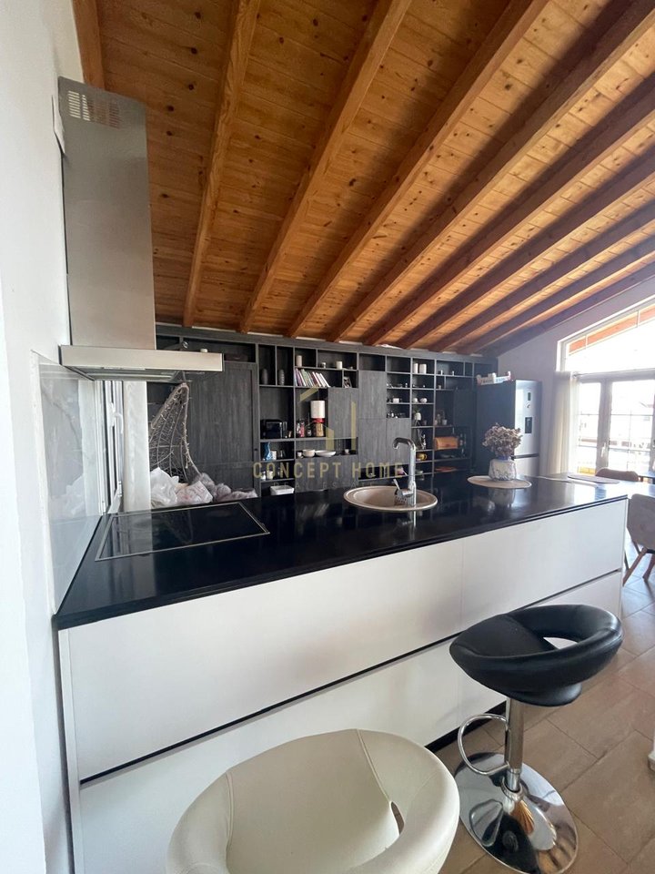 Villa in vendita a Koder Kamez
