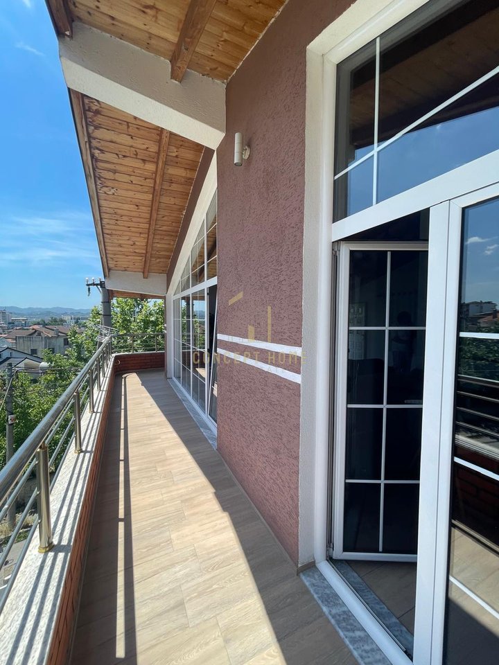 Villa in vendita a Koder Kamez