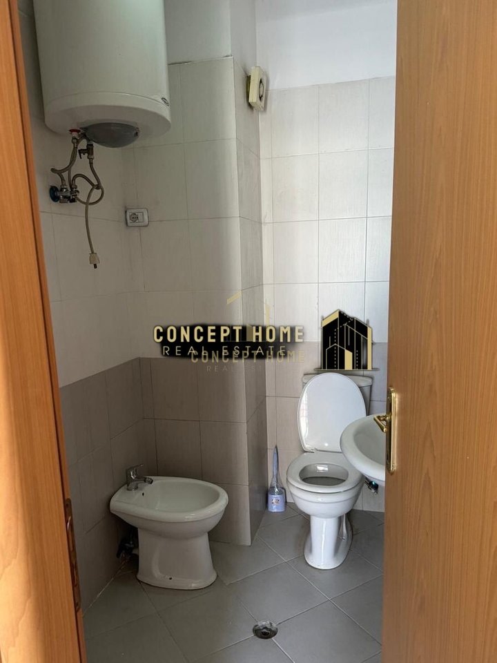 Jepet me qera apartment 2+1+2 ne Astir
