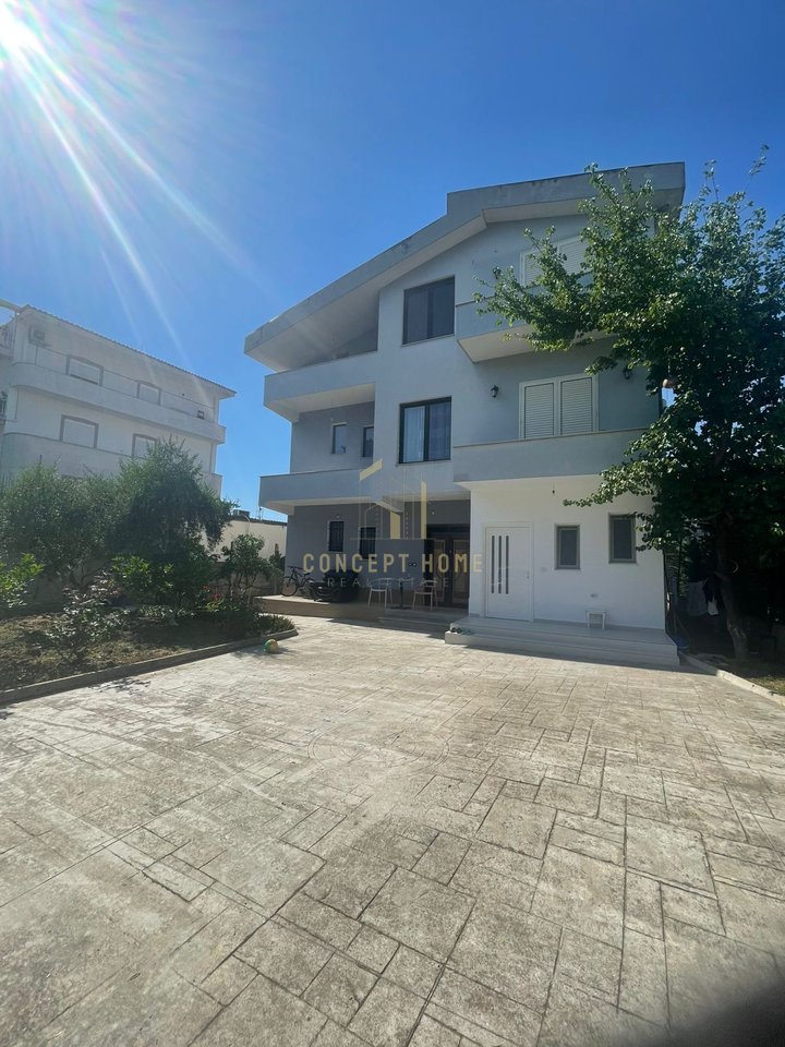 Villa in vendita a Bathore