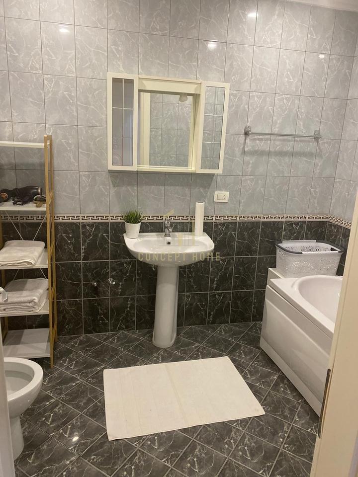 2+1 apartment for rent at Komuna Parisit - 950€