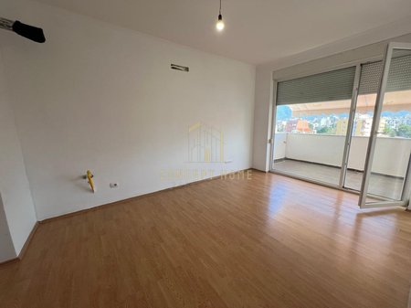 For rent 1+1 apartment at 21 Dhjetori
