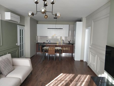 Jepet me qera apartament 2+1+2 tek Rruga e Kavajes