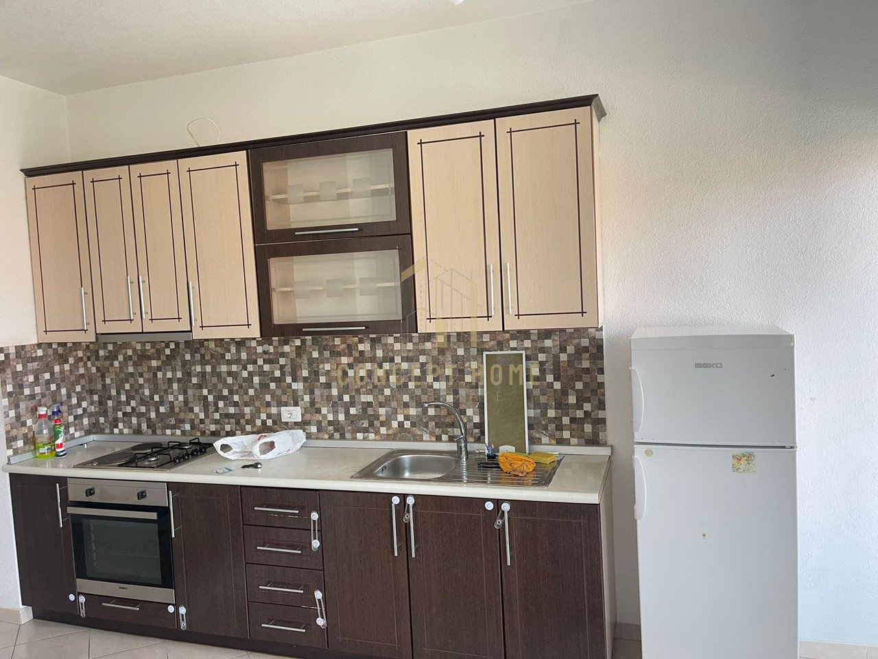 Jepet me qera apartament 2+1 Qytet Studenti