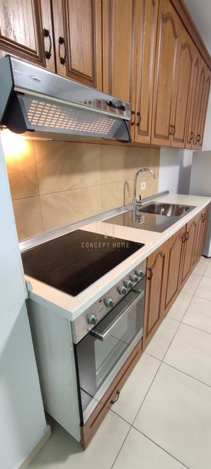 Jepet apartament me qera 1+1 tek Rruga e Kavajes