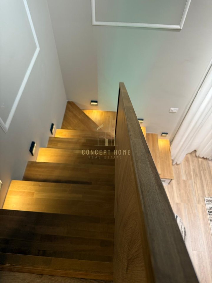 Duplex 2+1 for rent in Yzberisht
