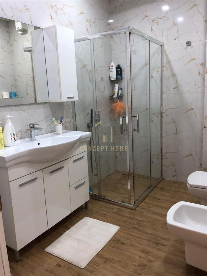 Shitet Apartament 2+1 ne Fresk