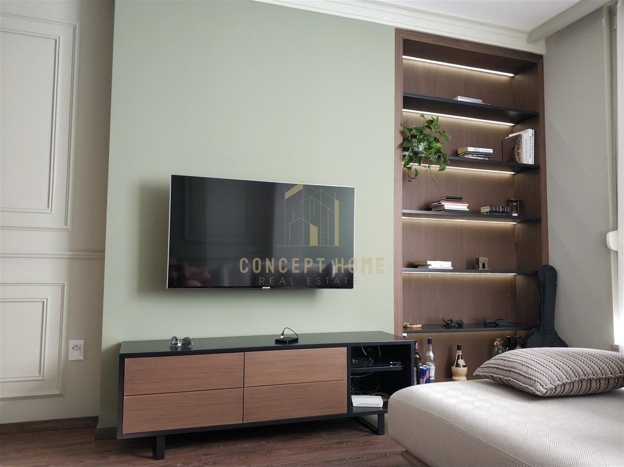 Jepet me qera apartament 2+1+2 tek Rruga e Kavajes