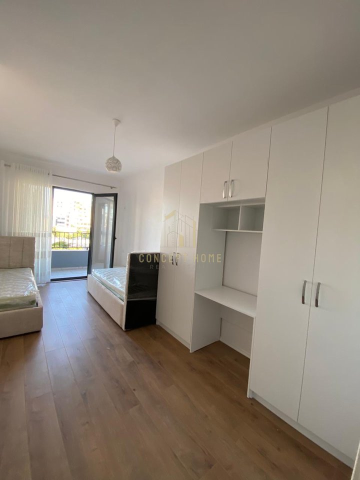 2+1 apartment for rent in Kamez
