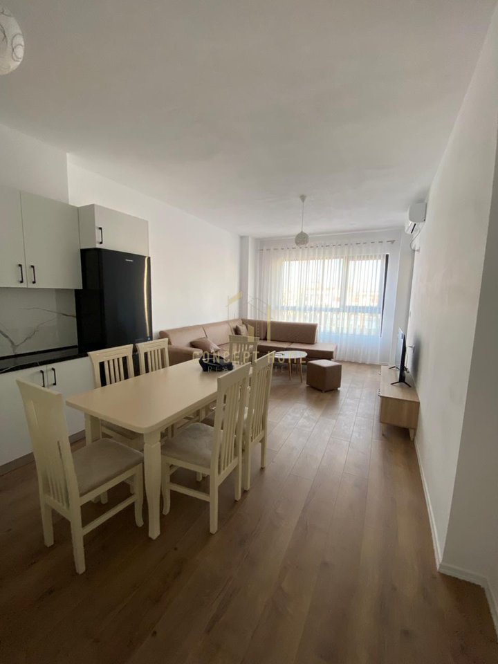 2+1 apartment for rent in Kamez