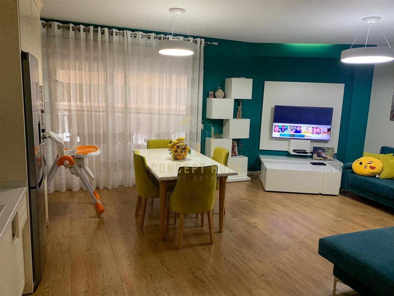 Jepet me qera apartament 2+1+2 Te 21 Dhjetori(Kontakt)
