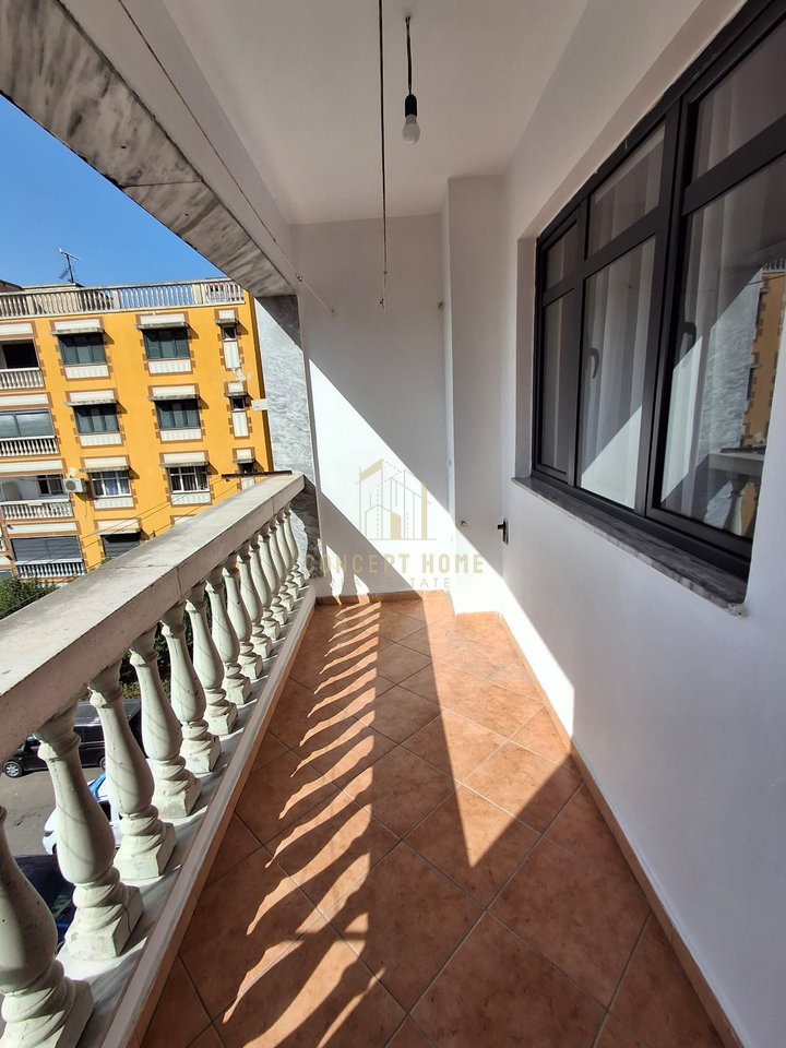 2+1 apartment for rent at Kthesa e Kamezes