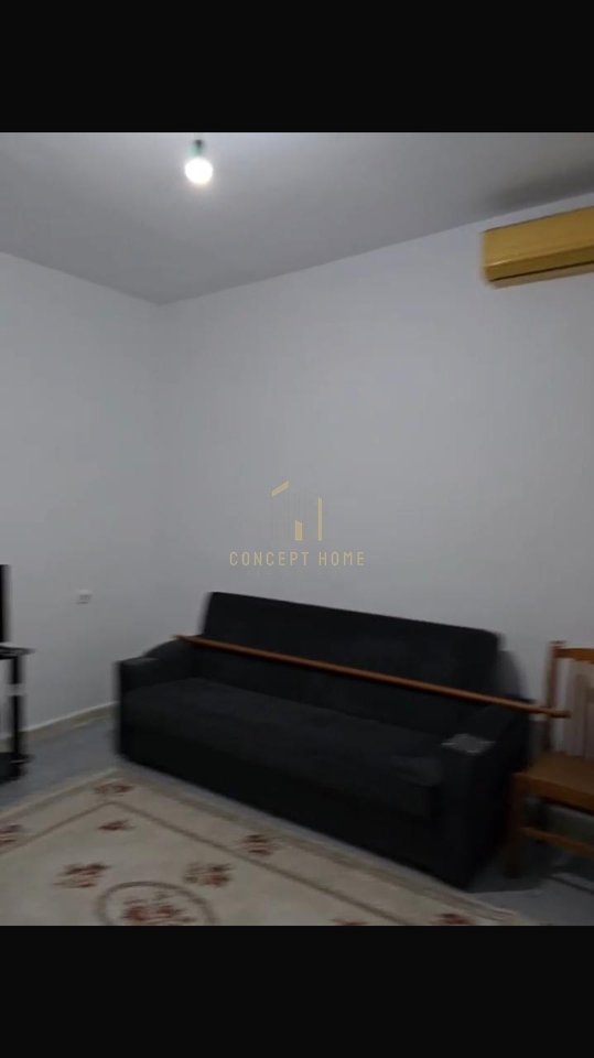 Jepet  me qera shtepi private 1+1 tek Inxhinieria Ndertimit