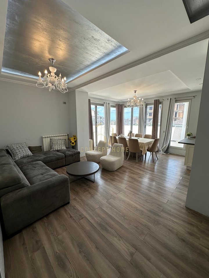2+1+Veranda Apartment for Sale in Fresk, Tirana - €165,000 | 167 m²