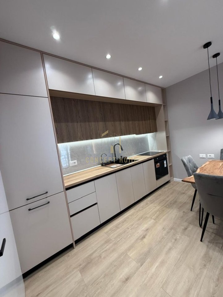 Jepet me qera apartament 1+1 Ne Astir