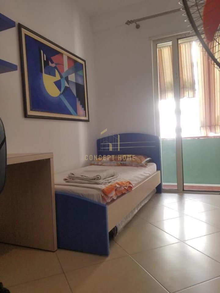 Jepet me qera apartament 2+1 tek 21 Dhjetori