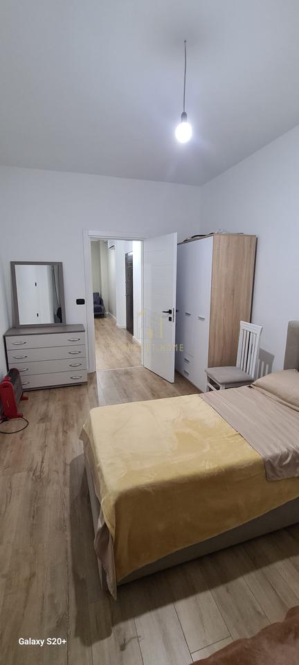 Jepet me qera apartament 2+1 Tek Rruga e Elbasanit