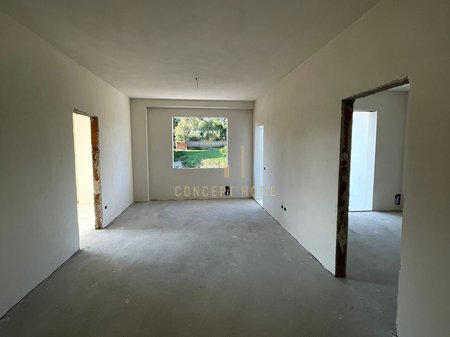 Apartment for sale 2+1+2 in Paskuqan