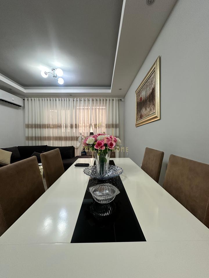 Apartament 2+1+2 Me Qira në Astir, Tiranë - 500€ | 115 m²