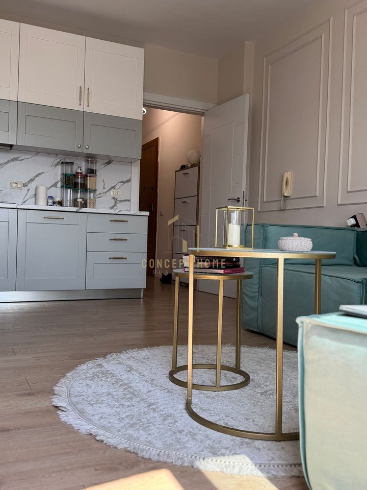 2+1 Apartment for sale on Kavaje Street