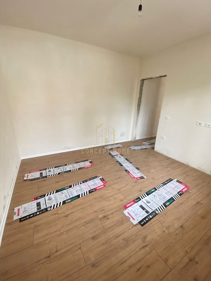 Shitet apartament 1+1 ne Durres