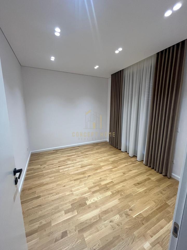Villa for rent in Teg