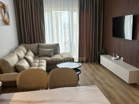 Jepet me qera apartament 2+1 Zogu I Zi