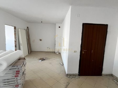 Shitet apartament 2+1+2 ne Astir