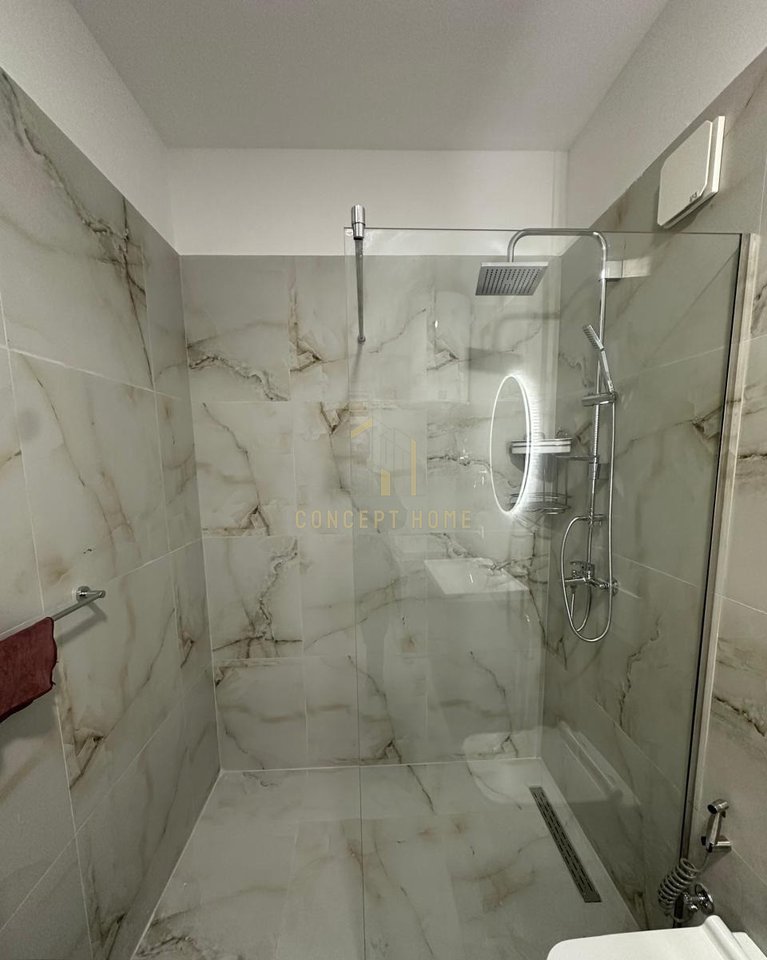 Jepet me qera apartament 2+1 Zogu I Zi