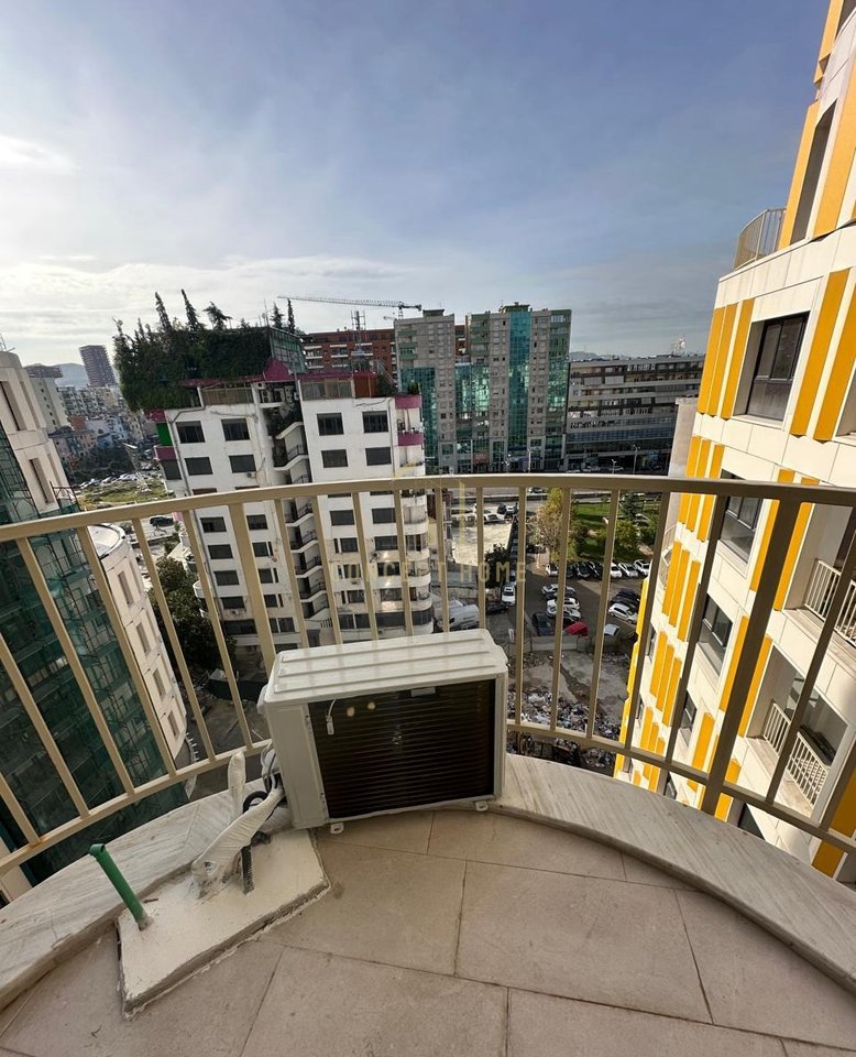 Jepet me qera apartament 2+1 Zogu I Zi