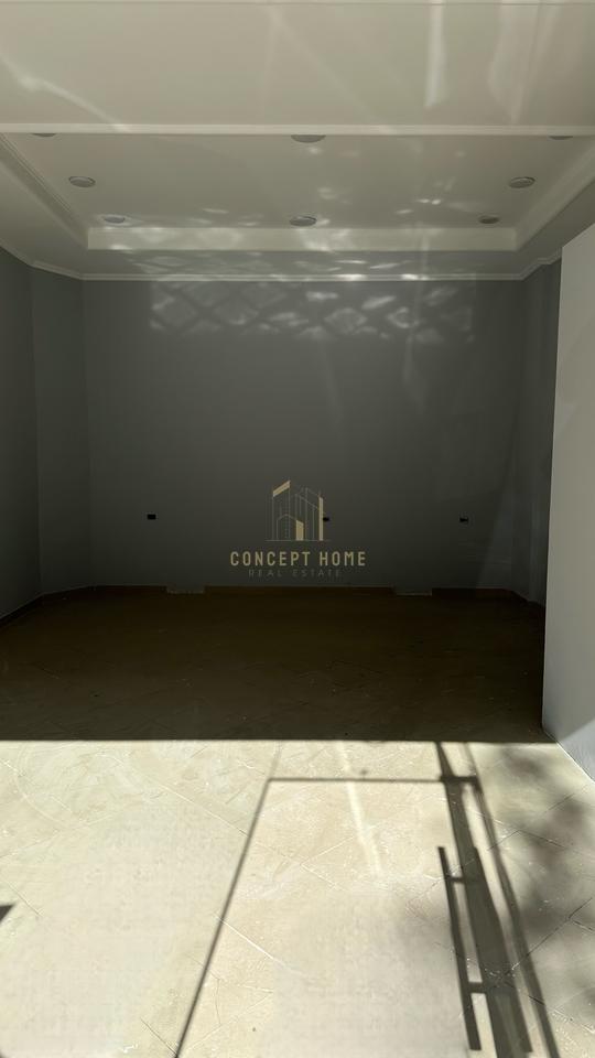 Locale Commerciale in Affitto