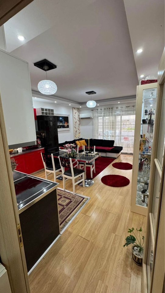 Apartment 2+1+2 for sale at 21 Dhjetori