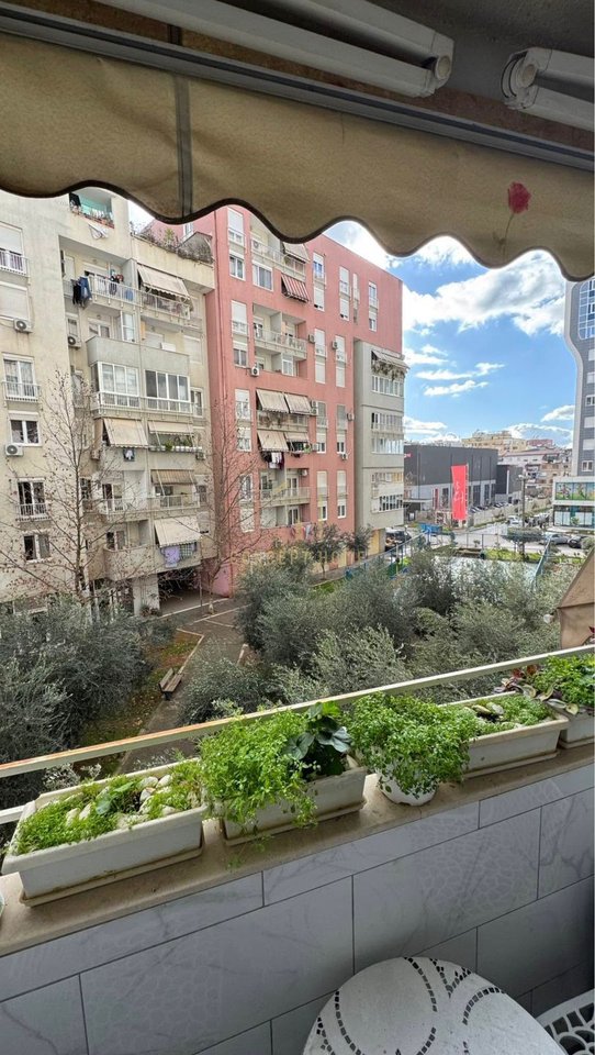 Apartment 2+1+2 for sale at 21 Dhjetori