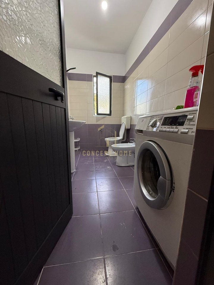 Jepet me qera Shtepi private tek Casa Italia