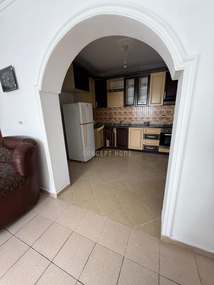 Jepet me qera Shtepi private tek Casa Italia