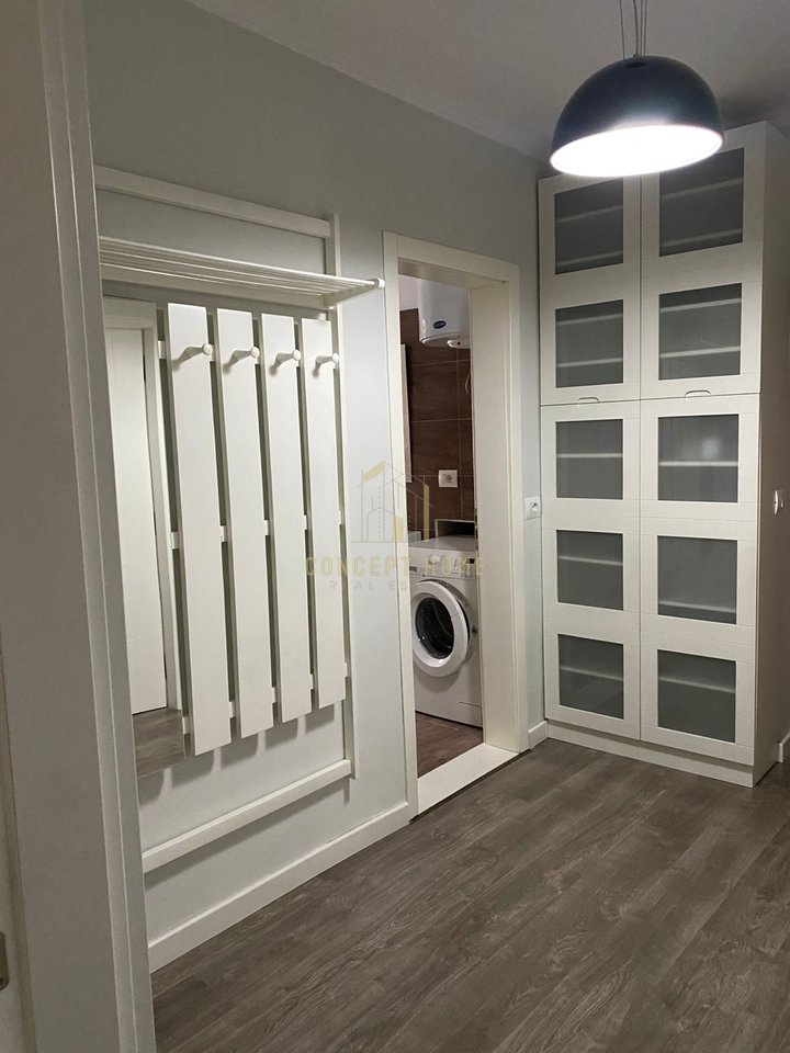 Jepet me qera Apartament 2+1 ne Porcelan
