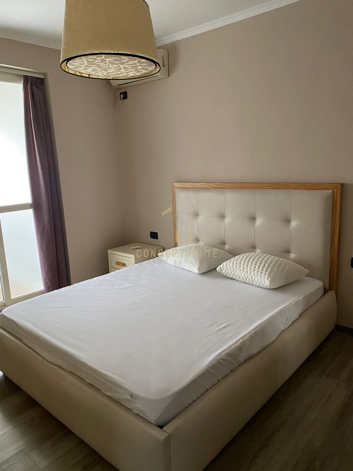 Jepet me qera Apartament 2+1 ne Porcelan