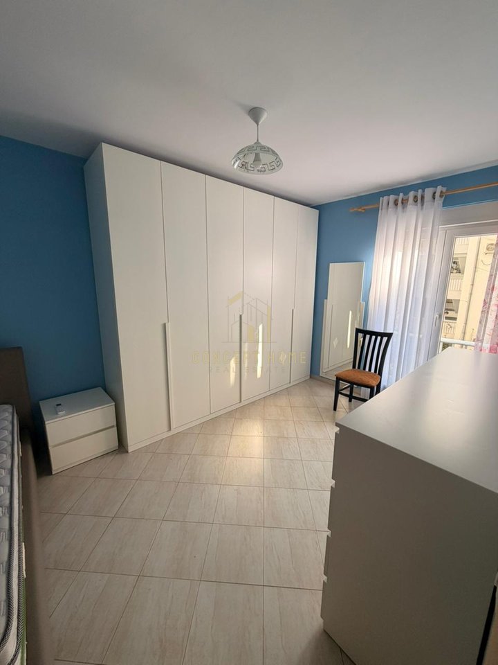 Appartamento 2+1+2 in affitto a Kontakt, 21-Dhjetori