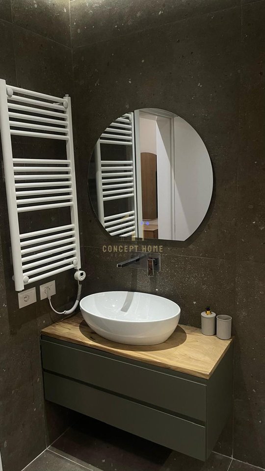 Jepet me qera apartment 2+1+2 tek Liqeni i thate