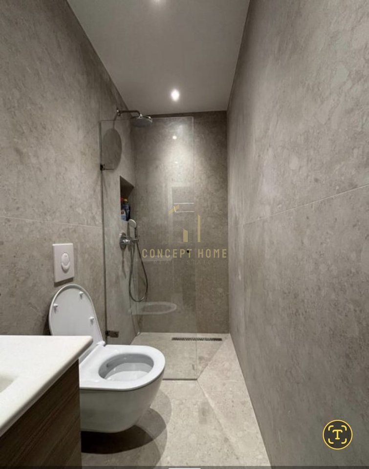 Apartment 1+1 for rent on Zogu I Pare Boulevard/800 euros