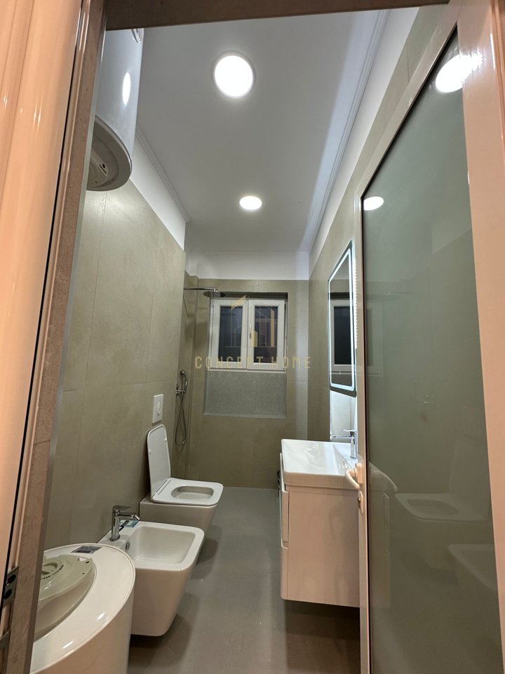 Appartamento 2+1 in Vendita in Via Durazzo, Tirana - 168.000€ | 73 m²