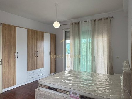 Jepet me qera apartament 2+1 te Kodra e Diellit
